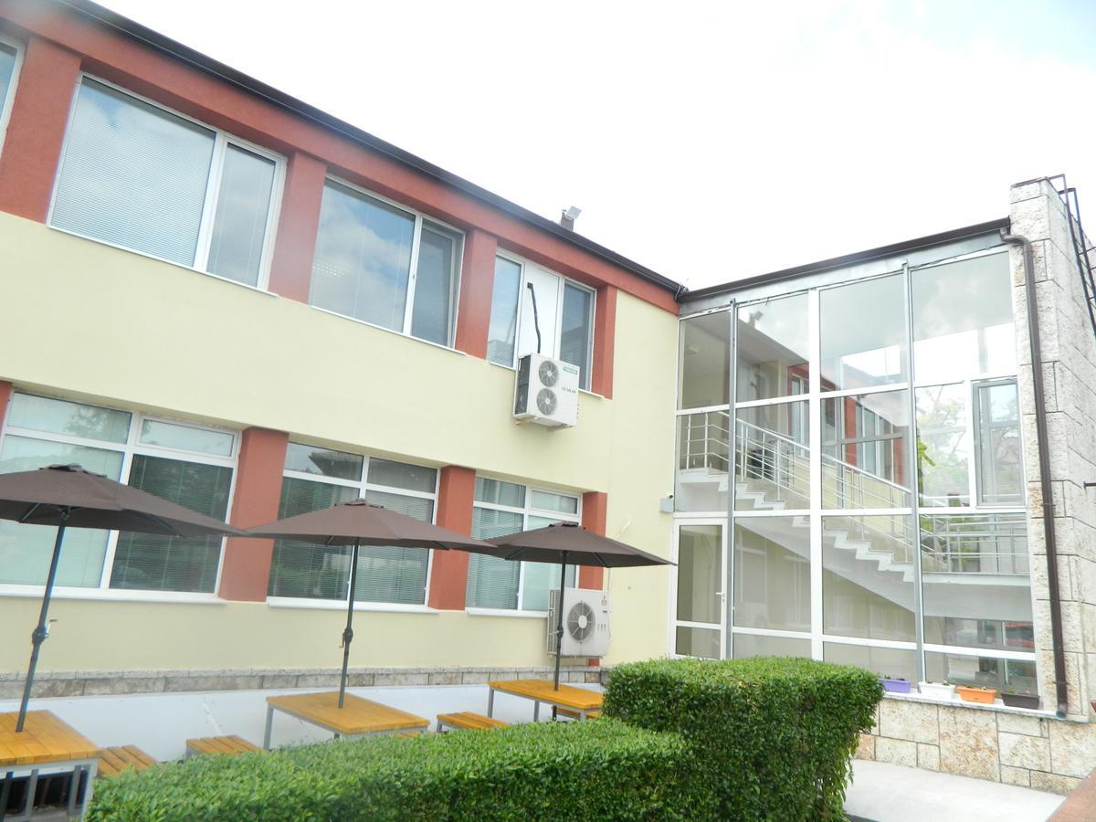 Guest Rooms Soleo Baltschik Exterior foto